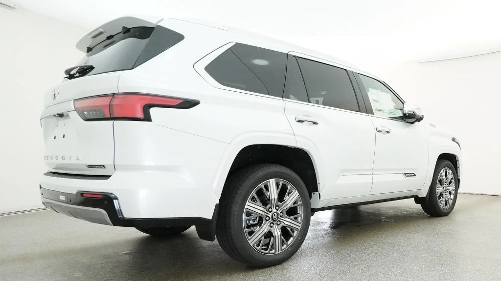 New 2026 Wind Chill Pearl Toyota Capstone image 17