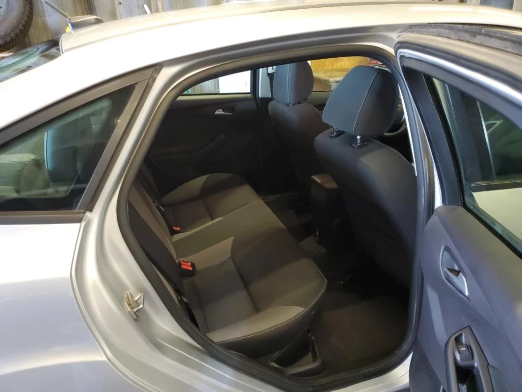 2014 Ford Focus SE - Photo 8