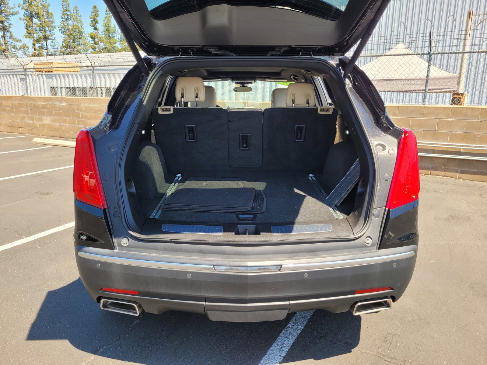Used 2017 STELLAR BLACK METALLIC Cadillac Luxury FWD image 27