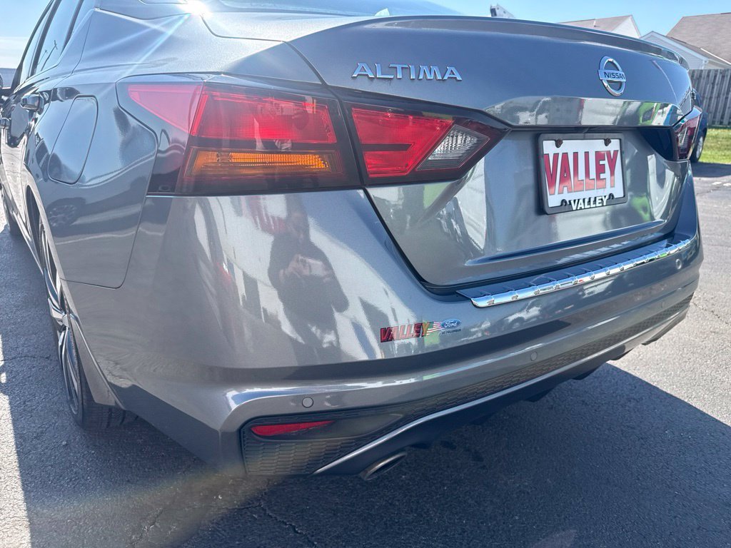 Used 2022 Gray Nissan 2.5 SR image 20