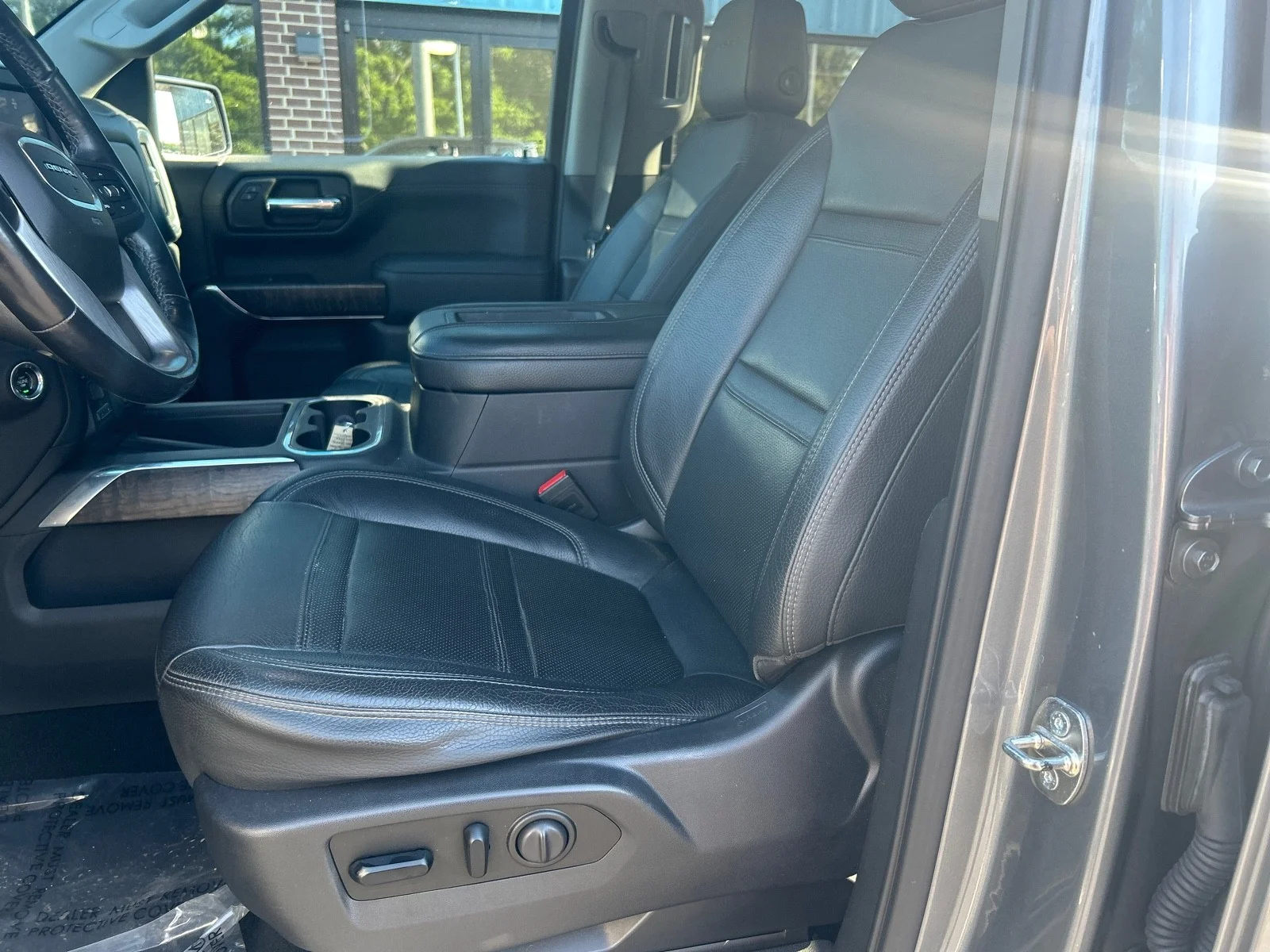 Used 2020 Gray GMC Denali image 12