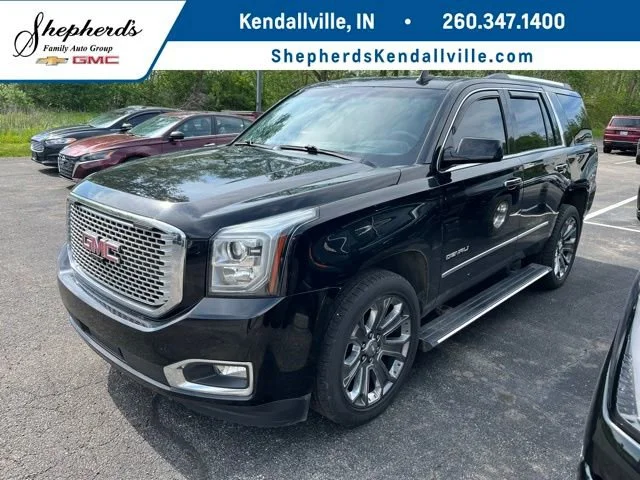 2016 GMC Yukon 4WD Denali's photo