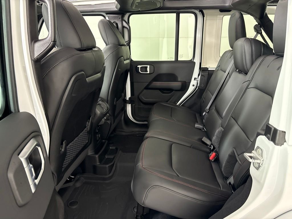New 2026 Bright White Clearcoat Jeep Rubicon X image 25
