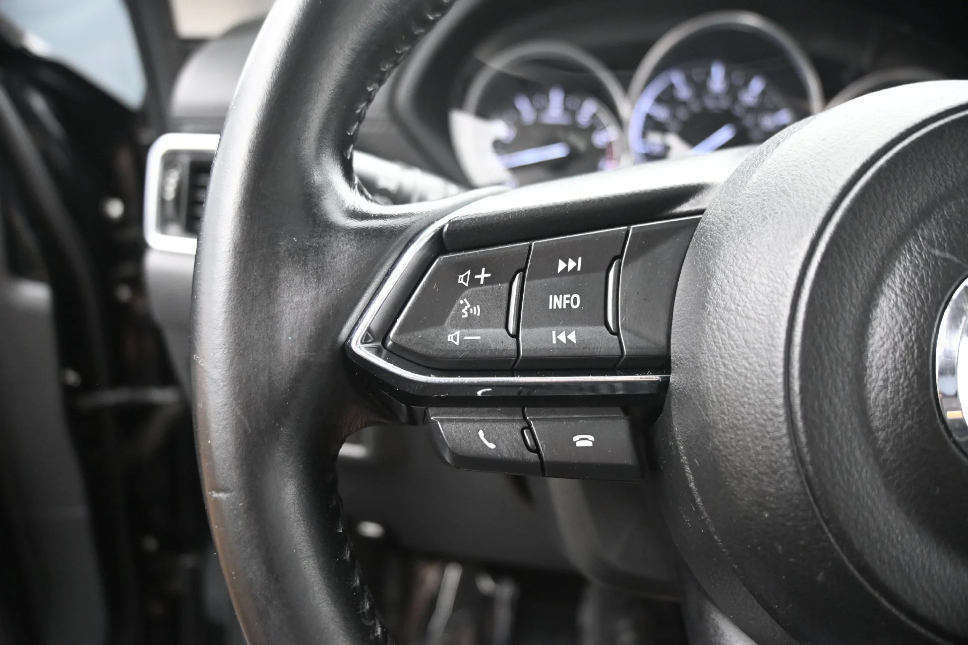 Used 2017 Jet Black Mica Mazda Grand Touring image 28