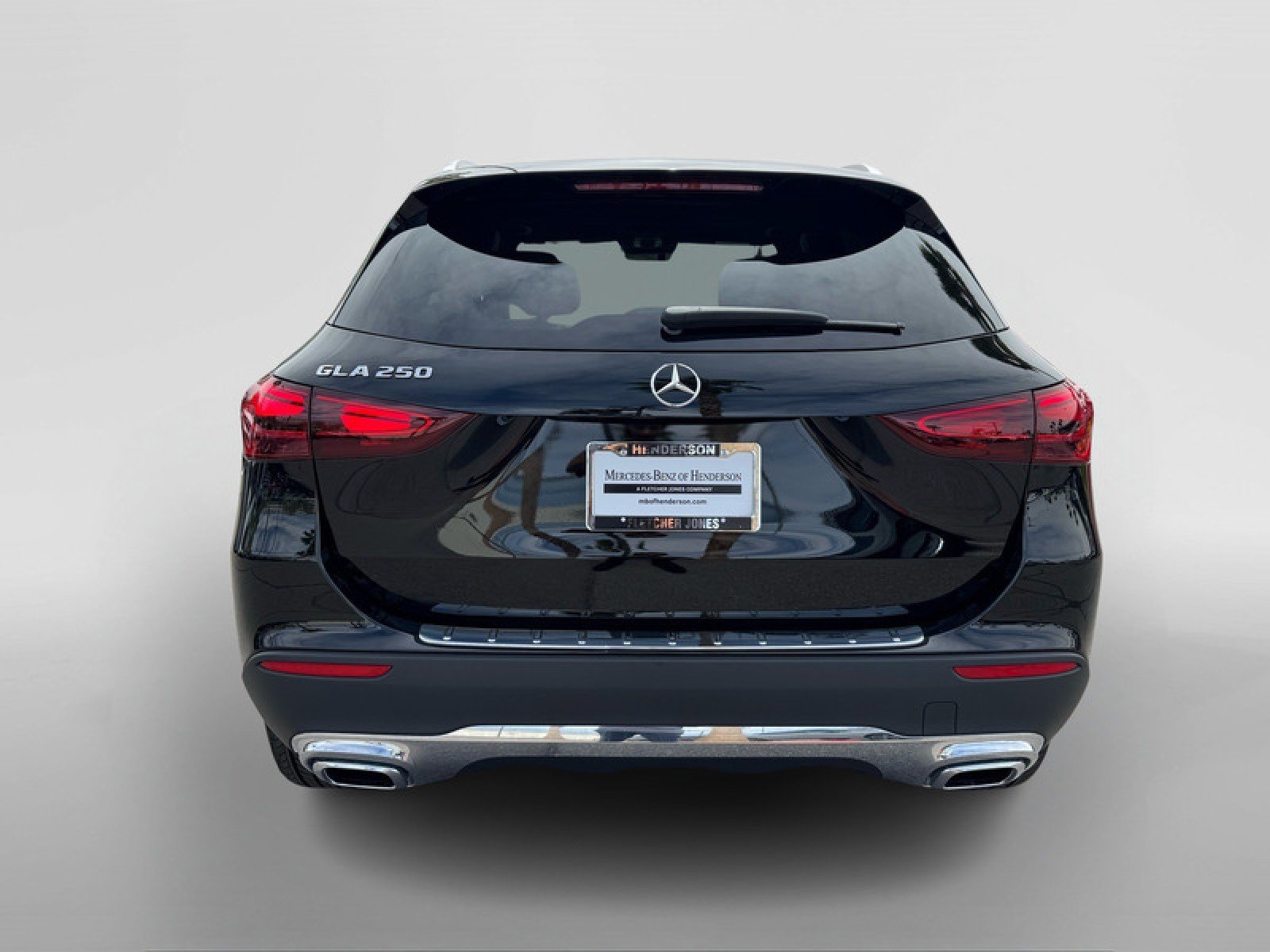 New 2026 Night Black Mercedes-Benz GLA 250 SUV image 4