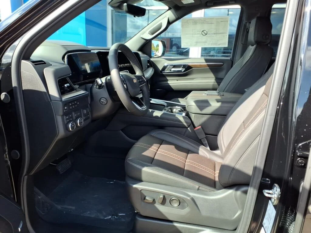 New 2026 Black Chevrolet High Country image 6