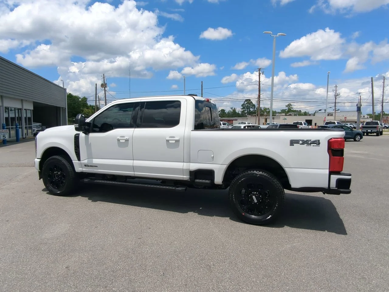 2025 Ford F-350 Super Duty Lariat - Photo 6