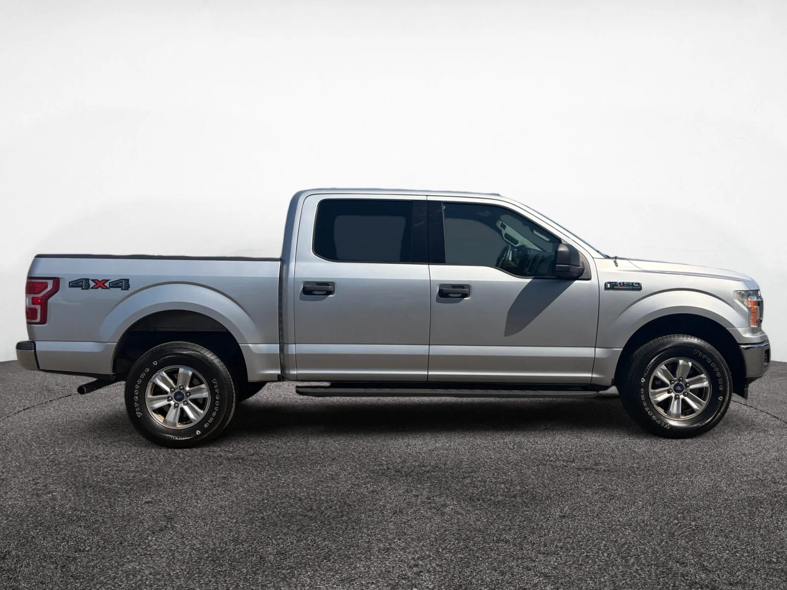 Used 2018 Silver Ford XLT image 6