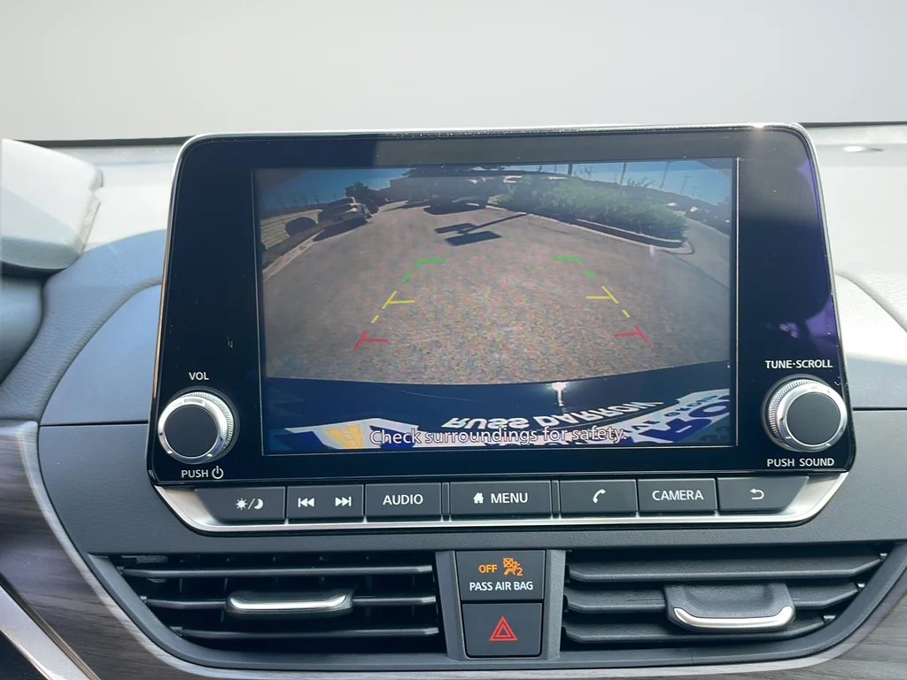 Used 2024 Black Nissan 2.5 SV image 14