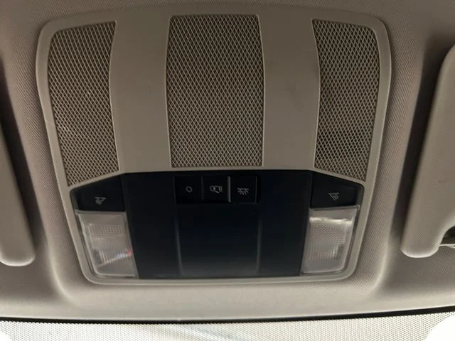 Used 2019 Blue Mitsubishi ES image 29