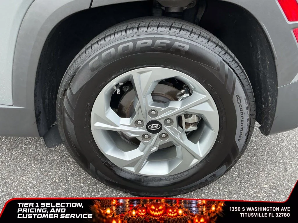 Used 2024 Gray Hyundai SEL image 20