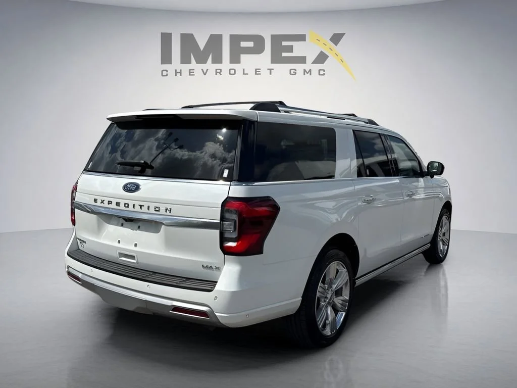 Used 2024  Ford Platinum image 5