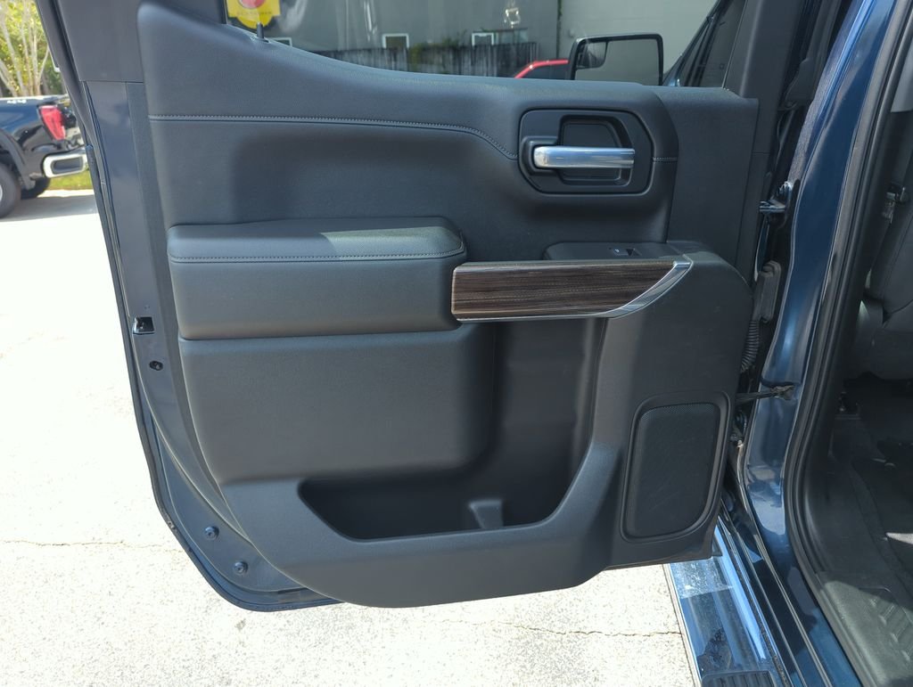 Used 2020 Blue Chevrolet RST image 26