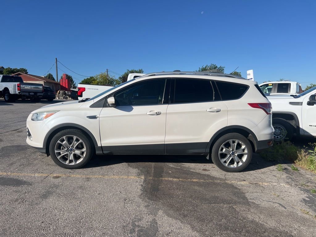 Used 2014  Ford Titanium image 4