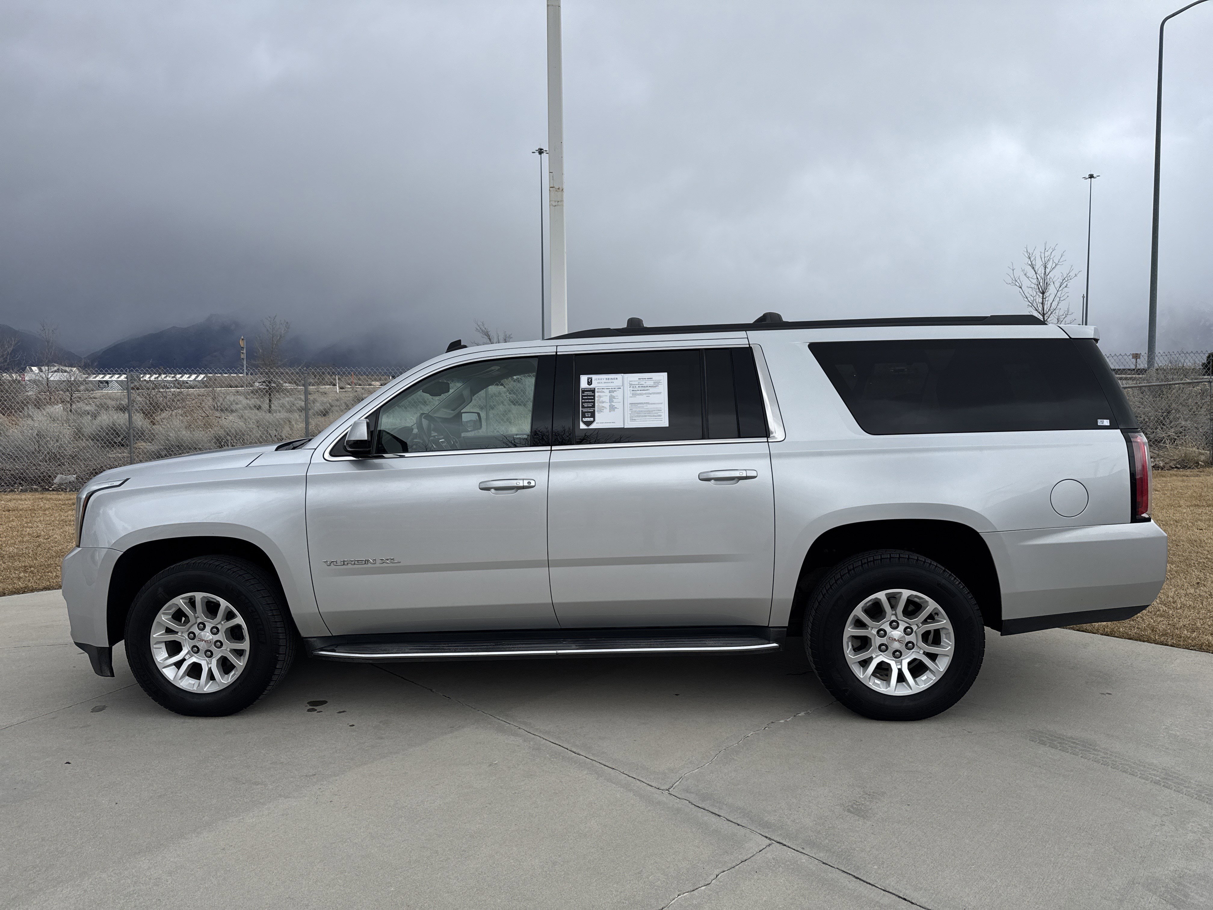 Used 2015 GMC Yukon XL SLT with VIN 1GKS2HKC8FR237756 for sale in North Salt Lake, UT