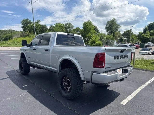 New 2026 Silver-Zynith Exterior Paint RAM Big Horn image 5