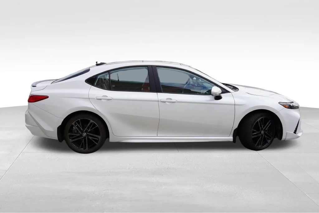 Used 2025 Pearl Toyota XSE image 3