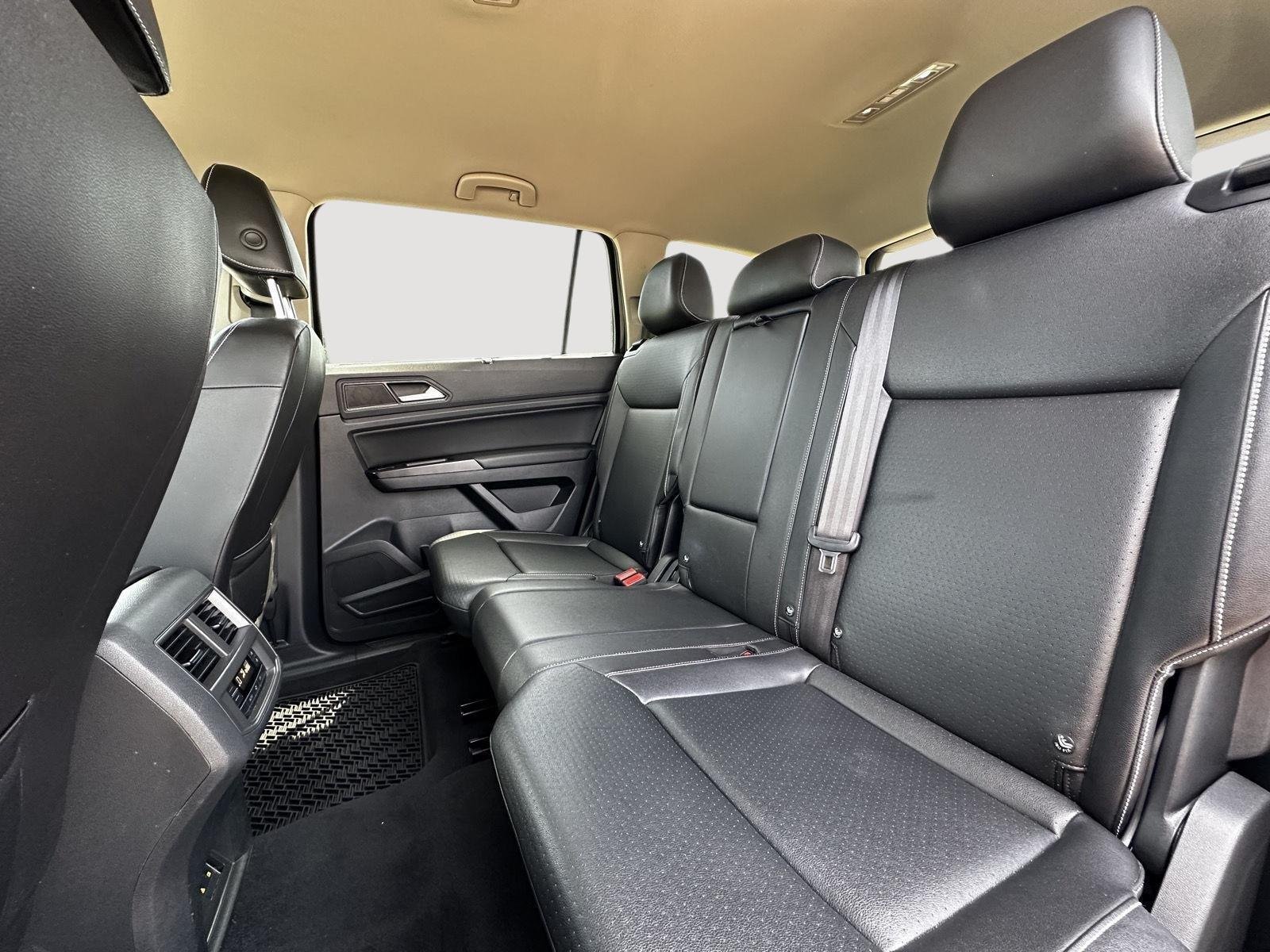 2021 Volkswagen Atlas SE w/Tech - Photo 26