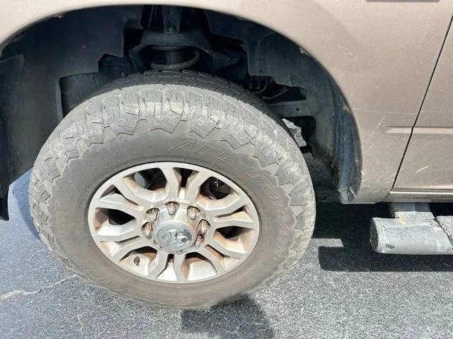 Used 2010 Tan Dodge ST image 33