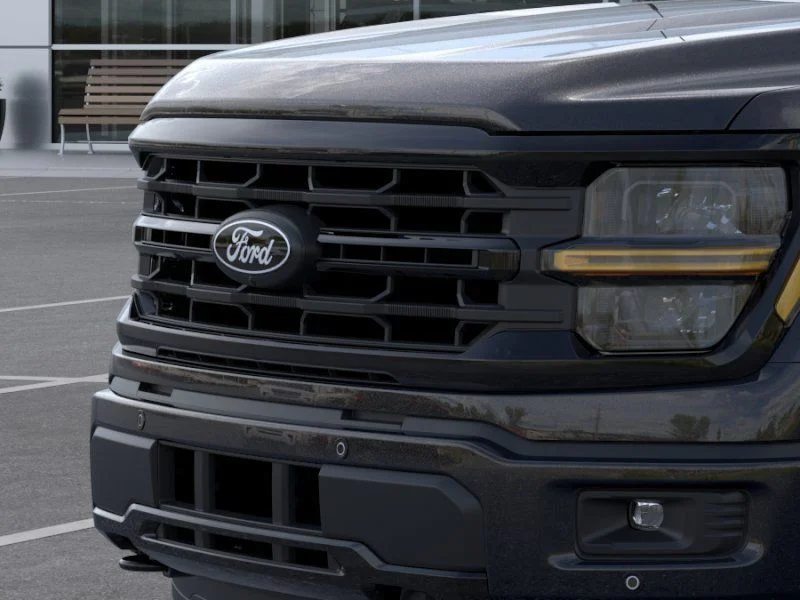 New 2026 Agate Black Metallic Ford XLT image 17