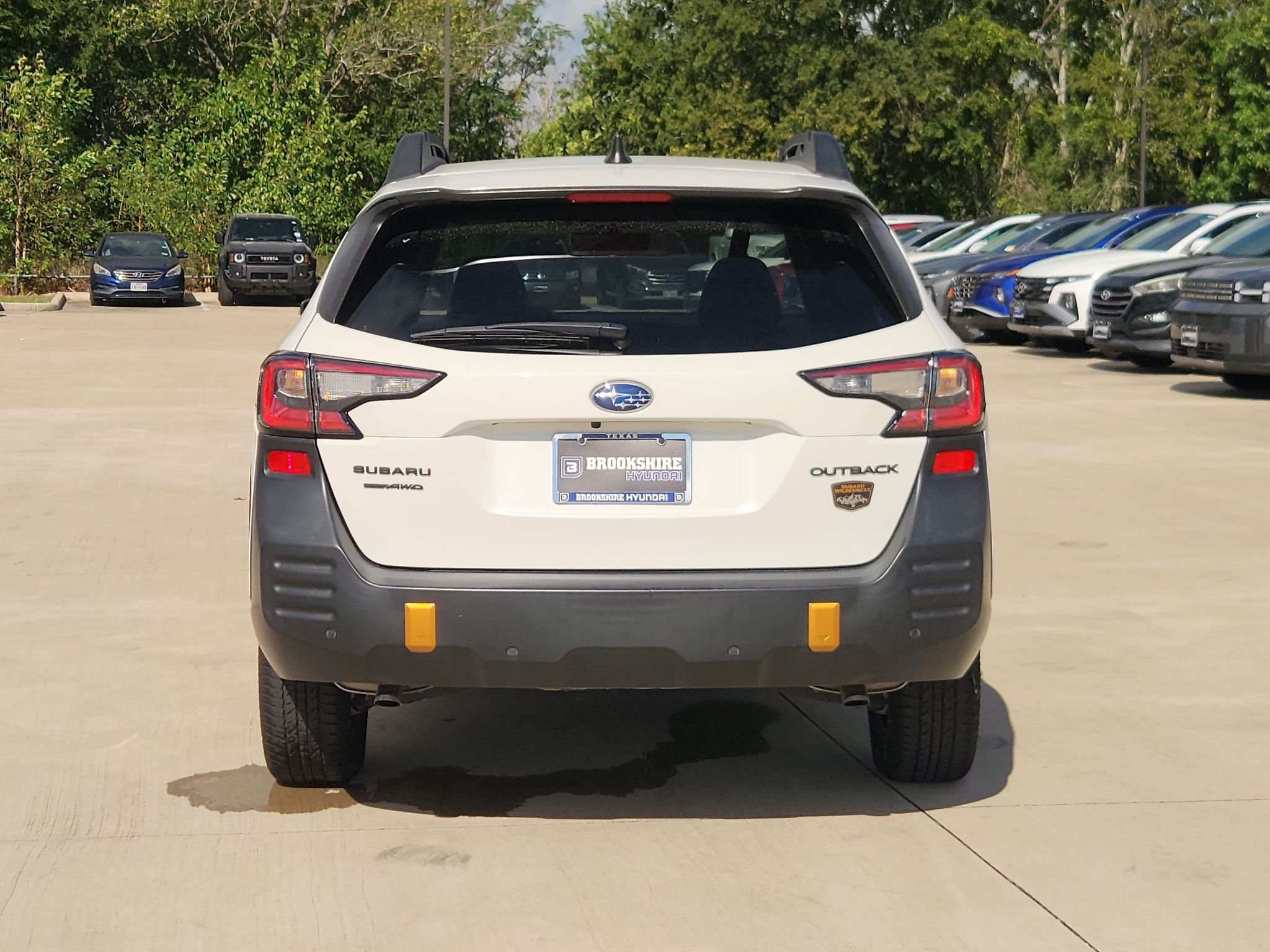 Used 2024 Crystal White Pearl Subaru Wilderness image 7
