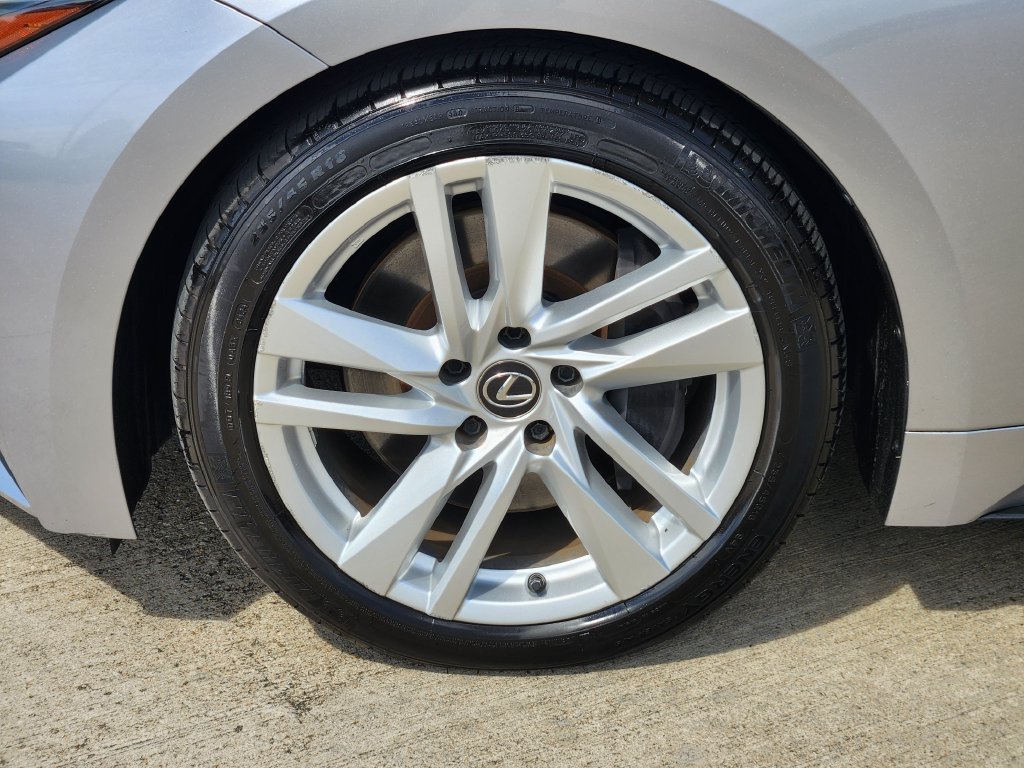 Certified Used 2024 Iridium Lexus 300 image 10