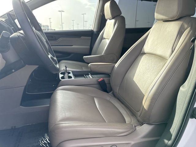 Used 2023  Honda EX-L image 11