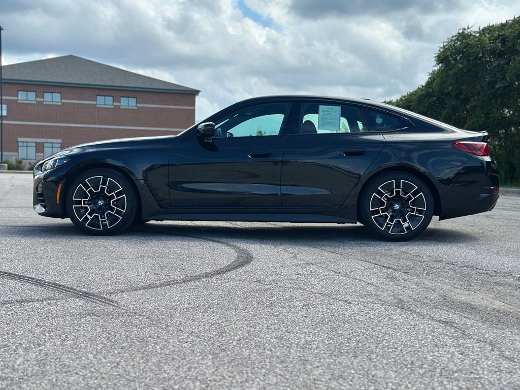 New 2026 Black Sapphire Metallic BMW 430i xDrive image 4