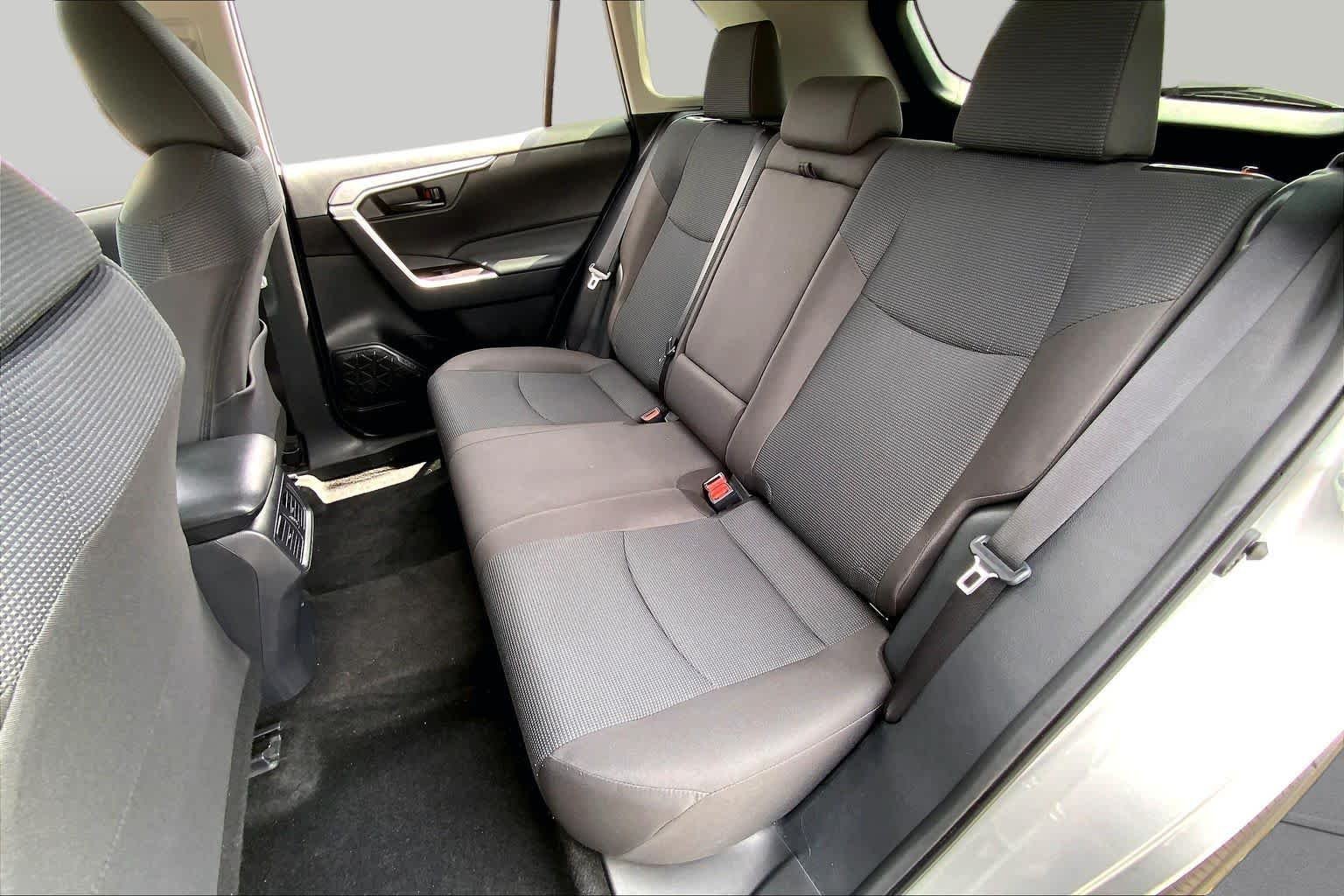 Used 2025 Silver Sky Metallic Toyota LE image 20