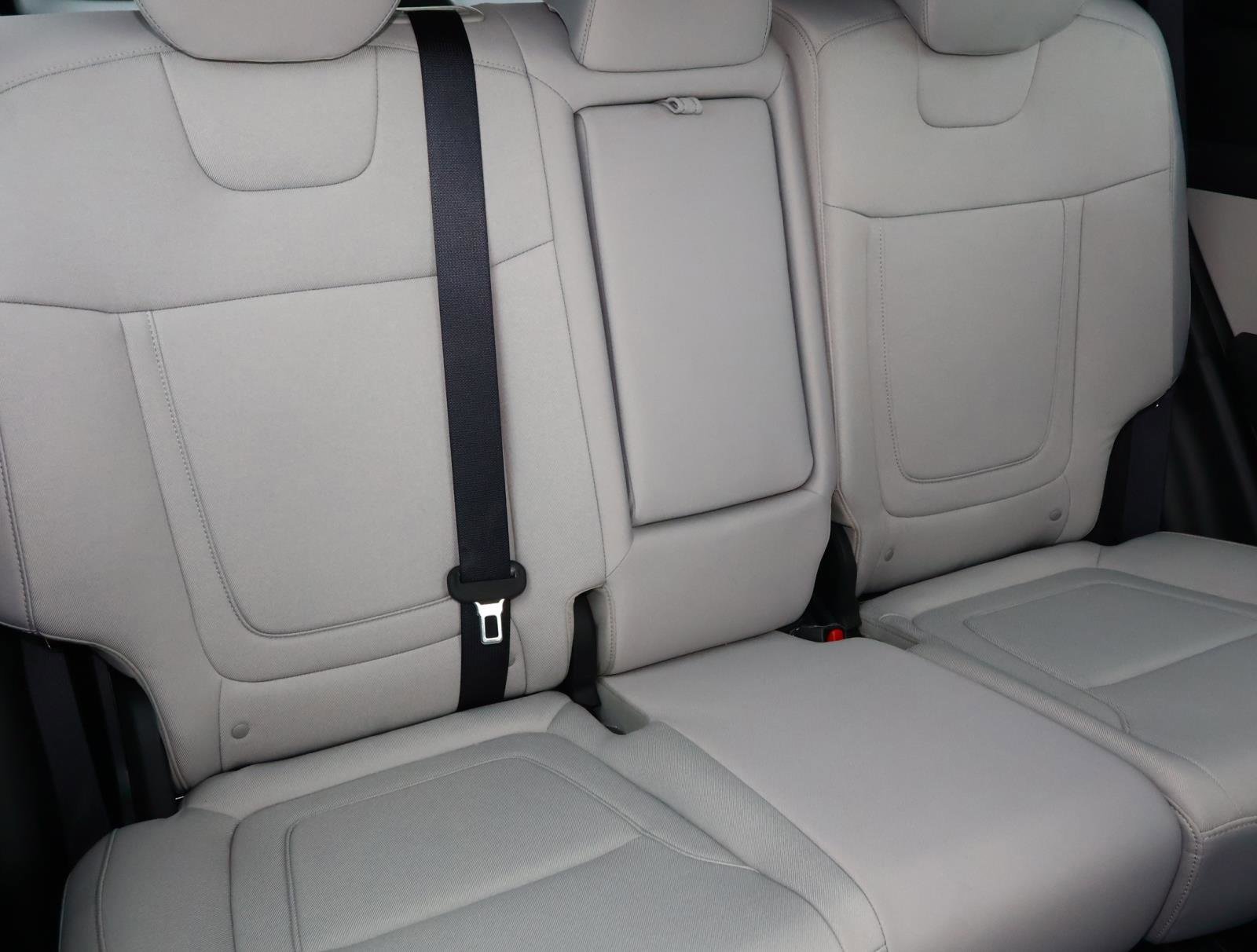 Certified Used 2026 Phantom Black Hyundai SE image 18