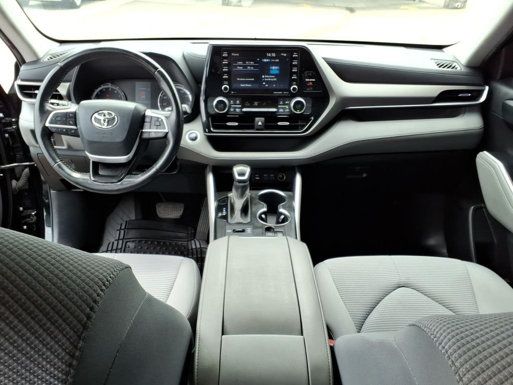 Used 2022 Midnight Black Metallic Toyota LE image 8
