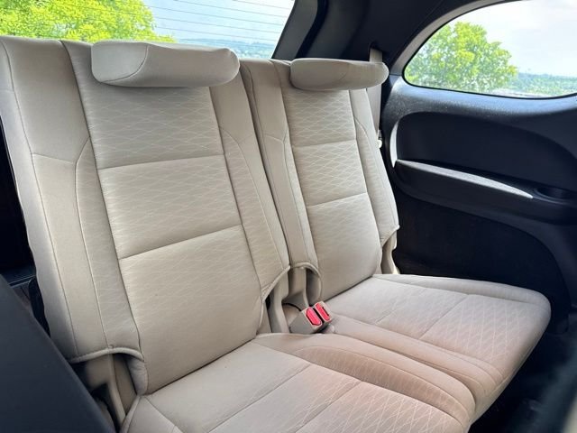 Used 2020 White Dodge SXT image 12