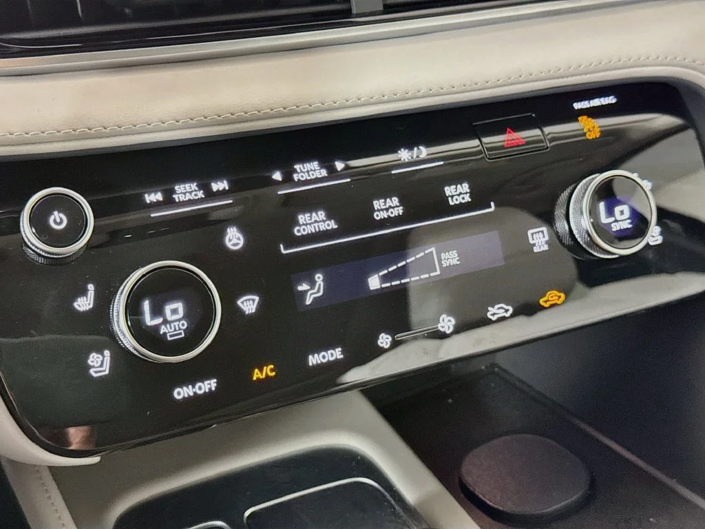 Certified Used 2027 Black INFINITI LUXE image 21