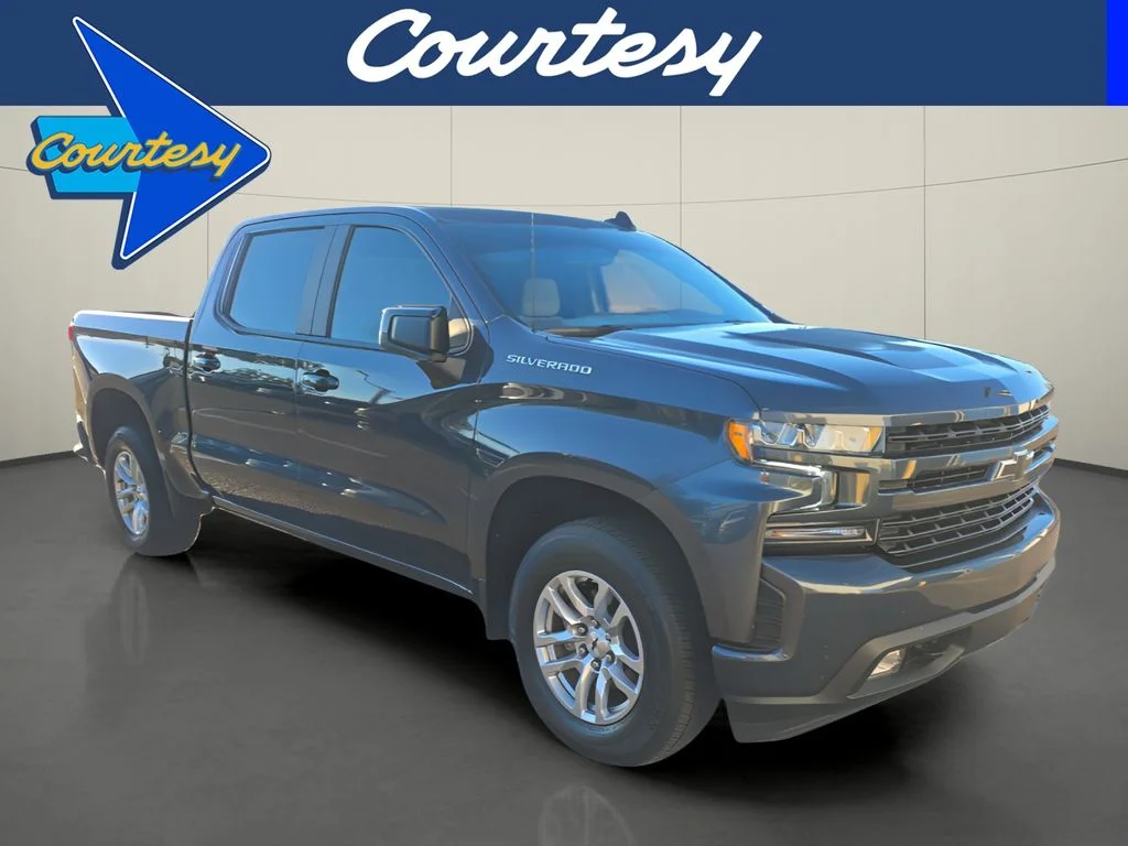 Used 2021 Gray Chevrolet RST image 1