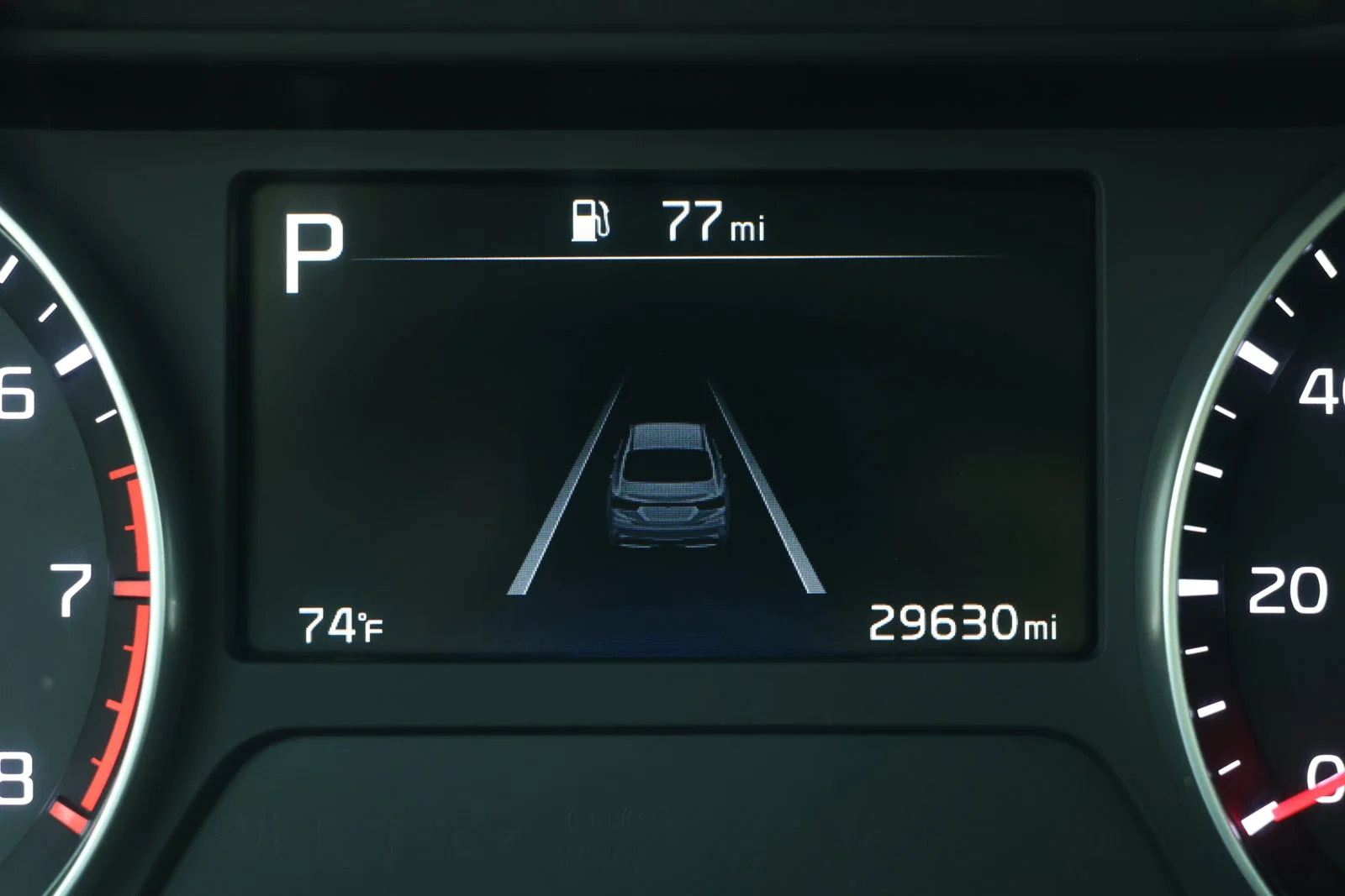 Used 2023 Gray Kia LXS image 4