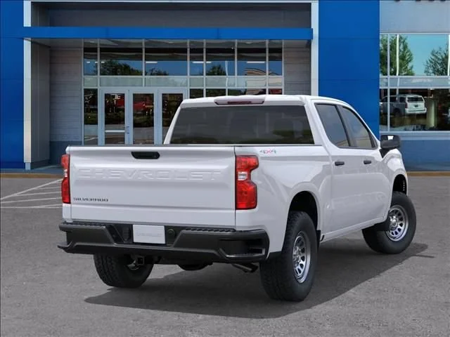 New 2026 Summit White Chevrolet WT image 4