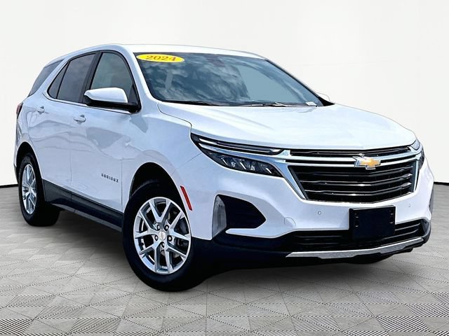 Used 2024 Summit White Chevrolet LT image 1
