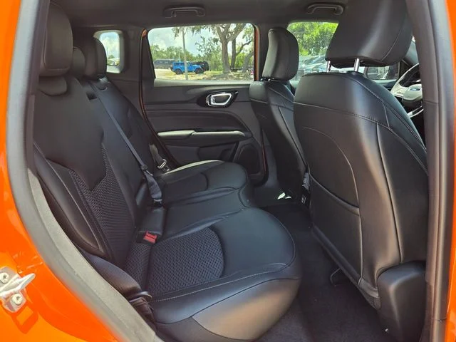 New 2026 Joose Exterior Paint Jeep Latitude image 15