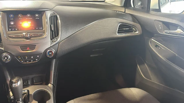 Used 2019 White Chevrolet LS image 18