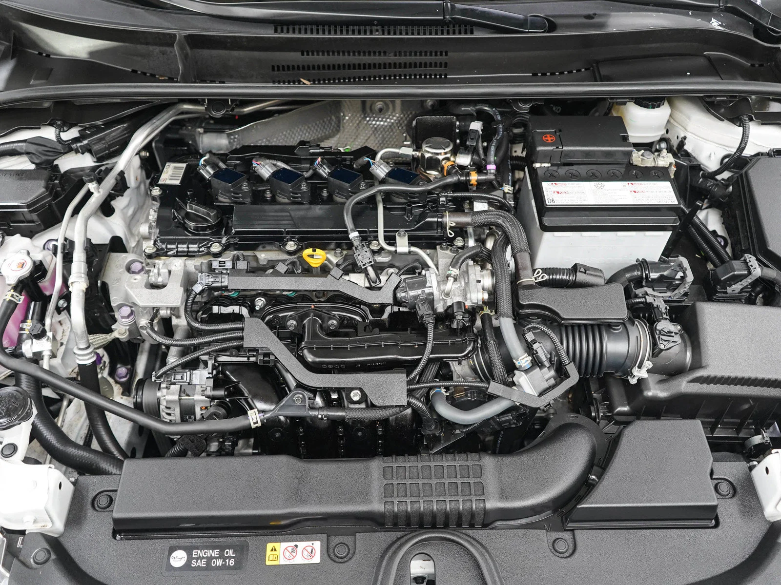 Used 2022  Toyota SE image 26