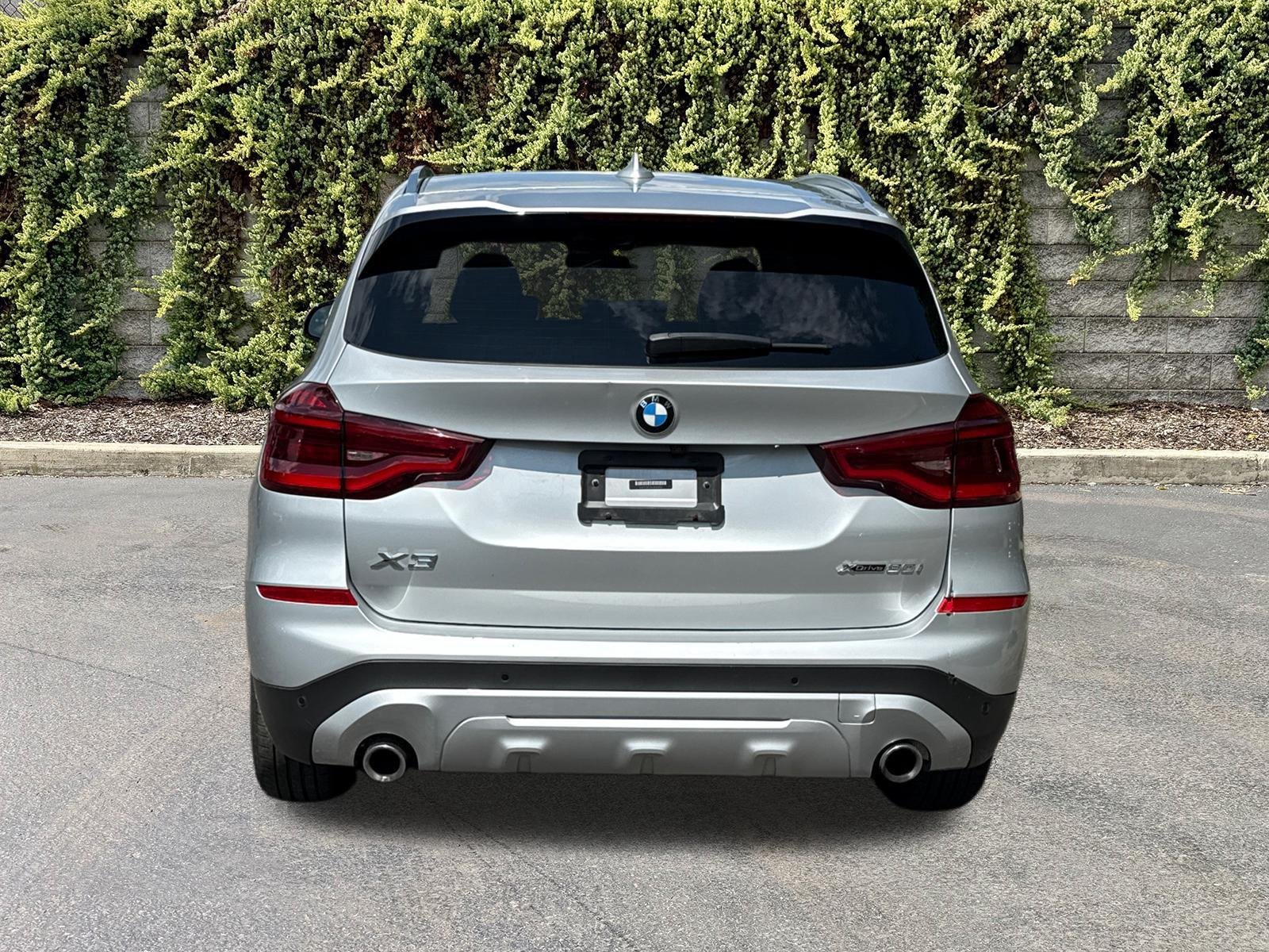 Used 2021 Glacier Silver Metallic BMW xDrive30i image 6