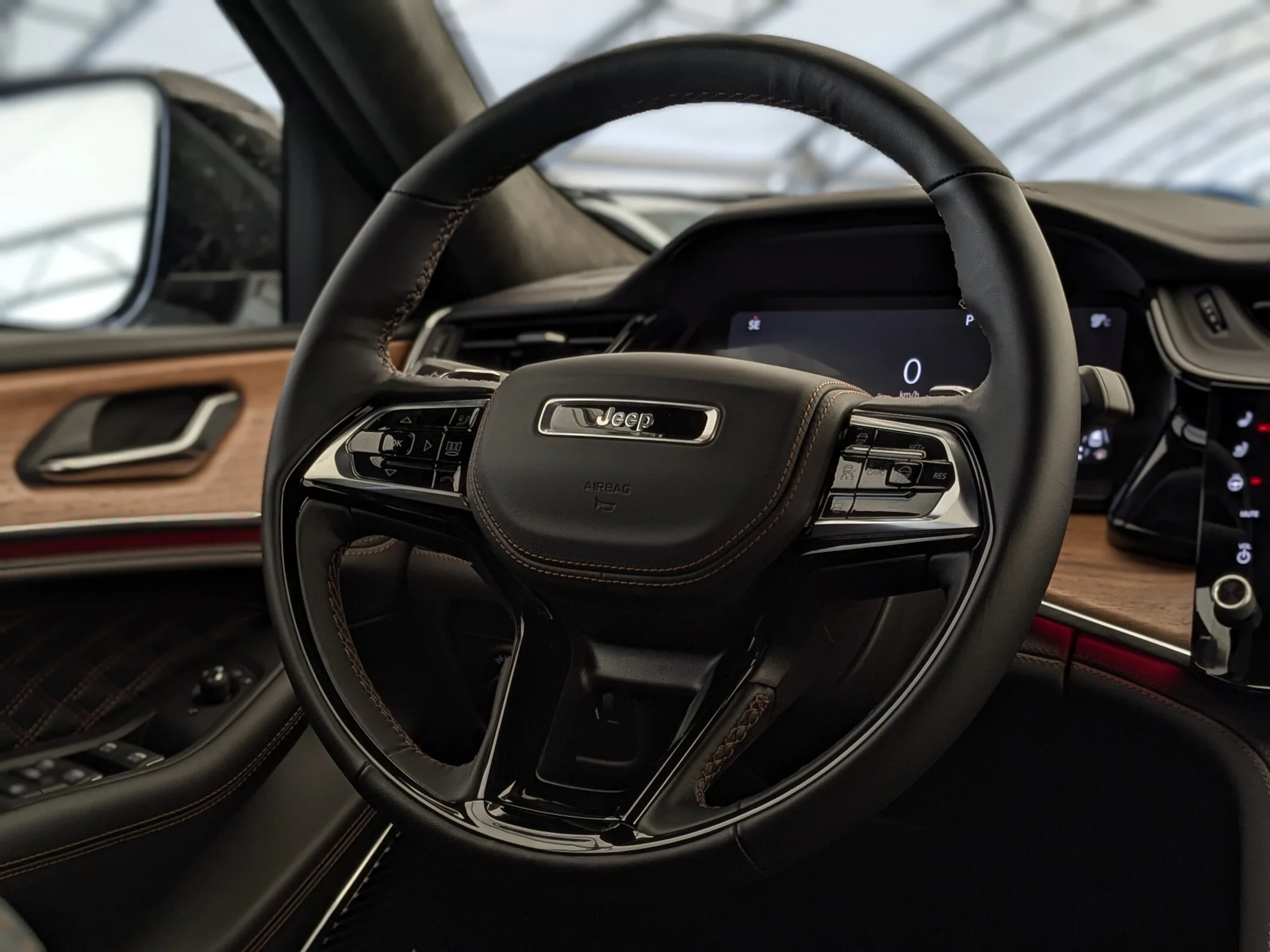 New 2026 White Jeep Summit - - Obsidian Pkg - Palermo Leather - Massage Seats - CommandView Pano Sunroof & More! image 16