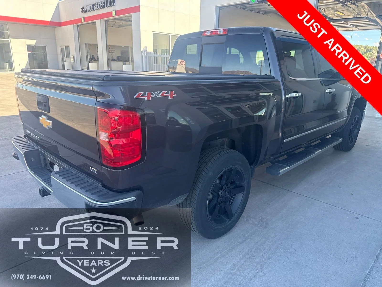 Used 2015 Gray Chevrolet LTZ image 6