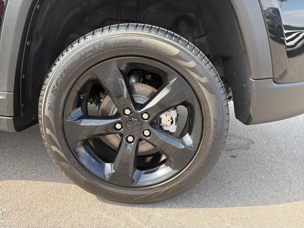 Used 2025 Black Jeep Limited image 11