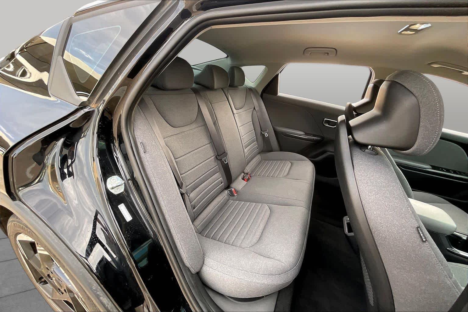 Used 2025 Aurora Black Pearl Kia EX image 17