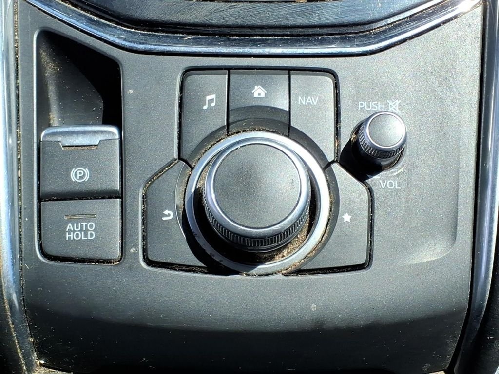 Used 2020 Sonic Silver Metallic Mazda Grand Touring image 14