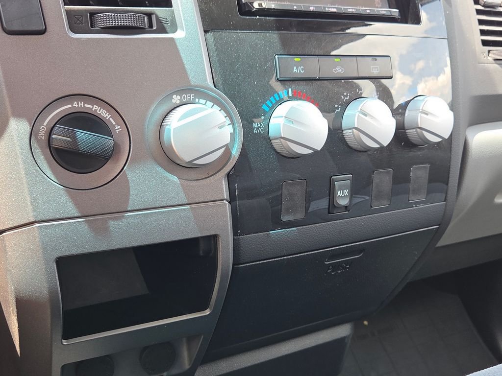 Used 2012 Red Toyota Grade image 27