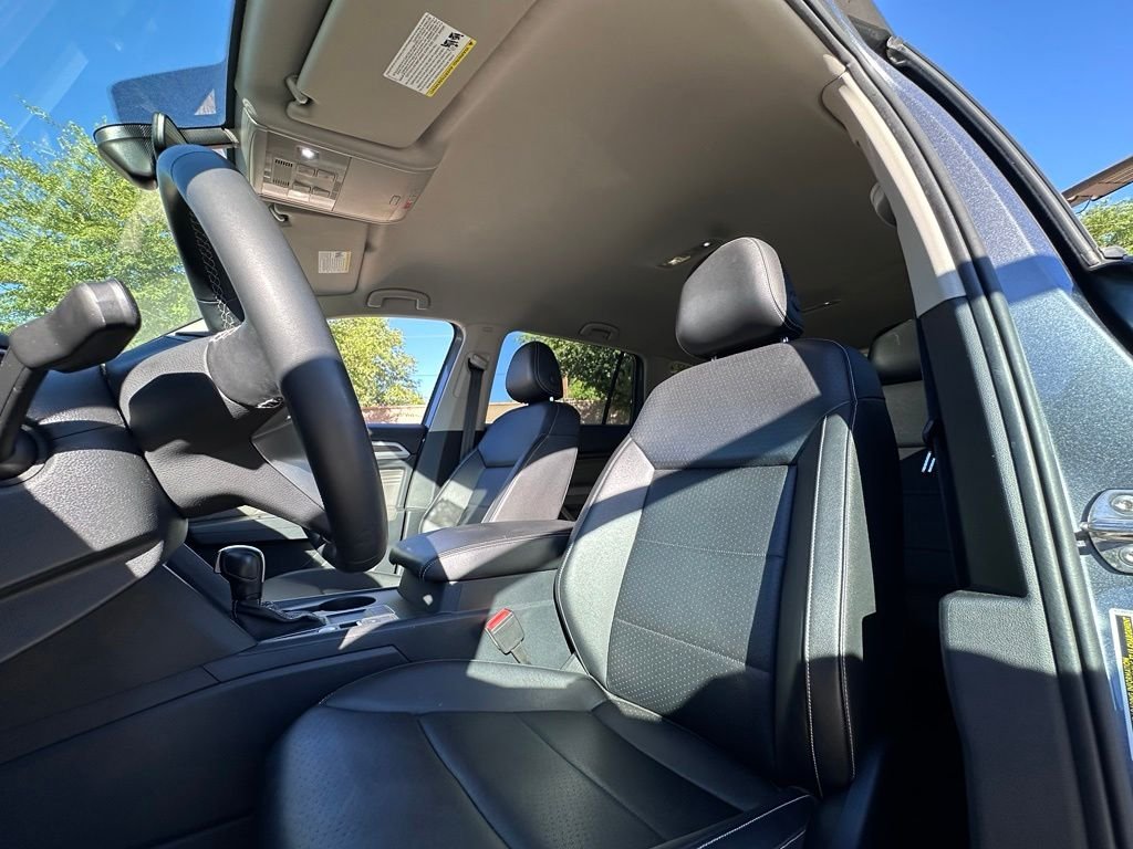 Used 2022 Gray Volkswagen 2.0T SE image 8