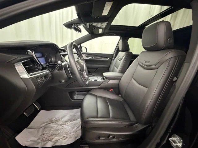 Used 2025 Black Cadillac Sport image 9
