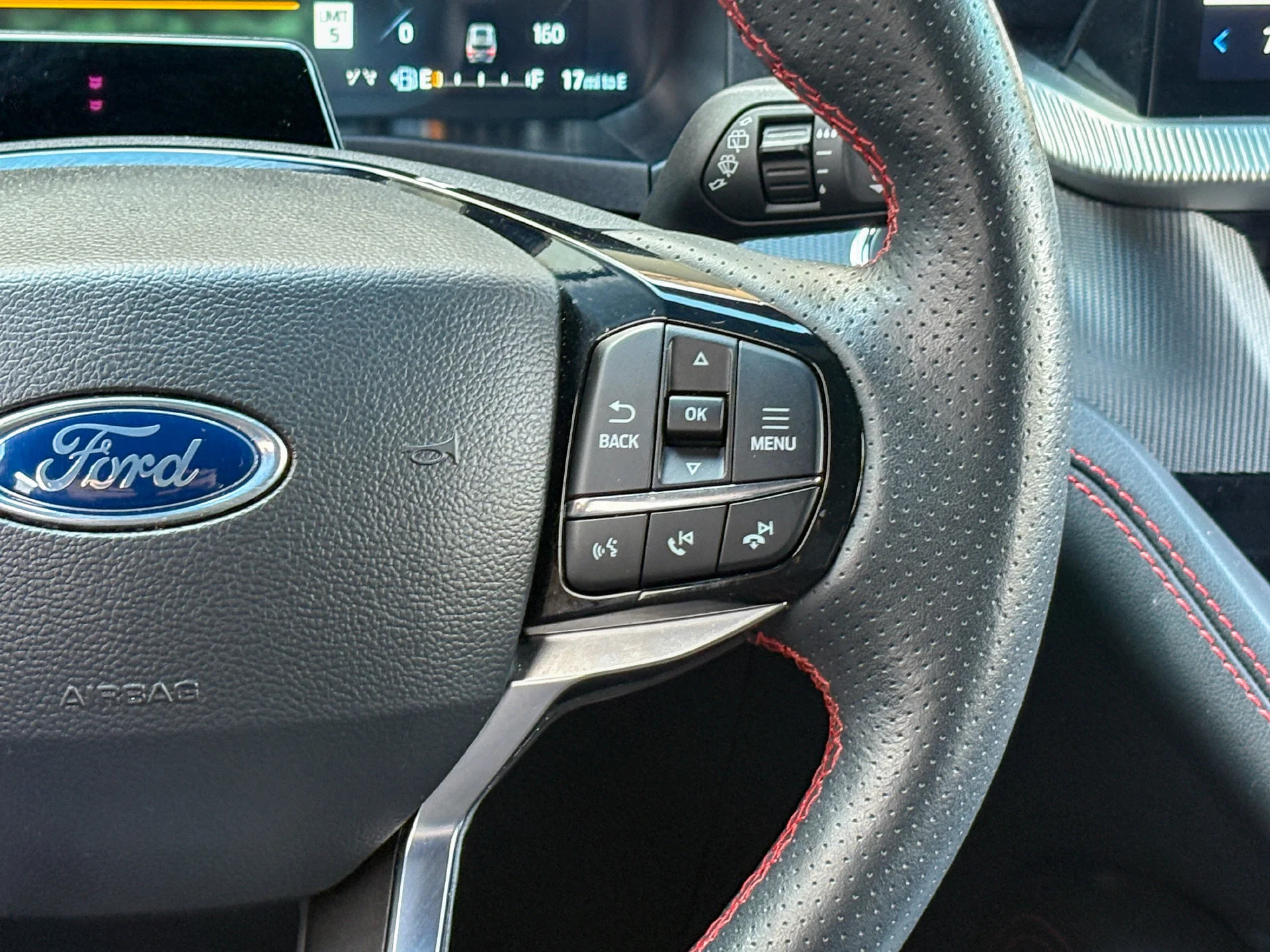Used 2025 Gray Ford ST-Line image 16